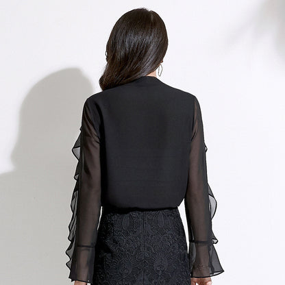 Chemise en mousseline à volants et col en V