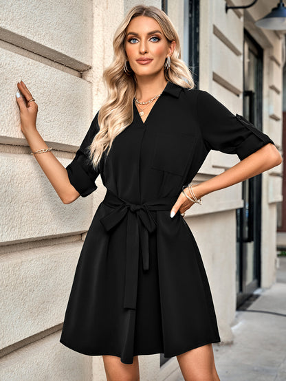 Robe à ceinture à manches à revers de couleur unie pour femme